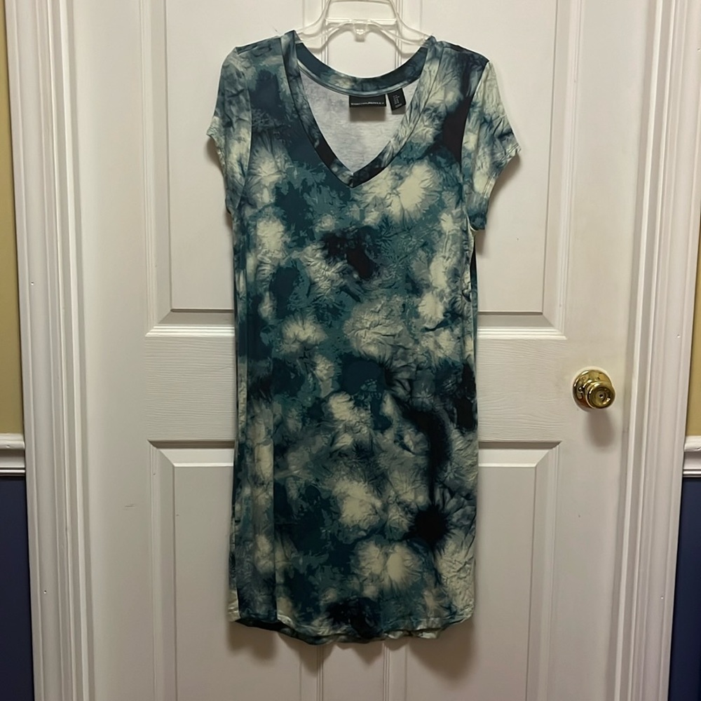 ‼️3/$10‼️ Tye-Dyed T-Shirt Dress, Size M